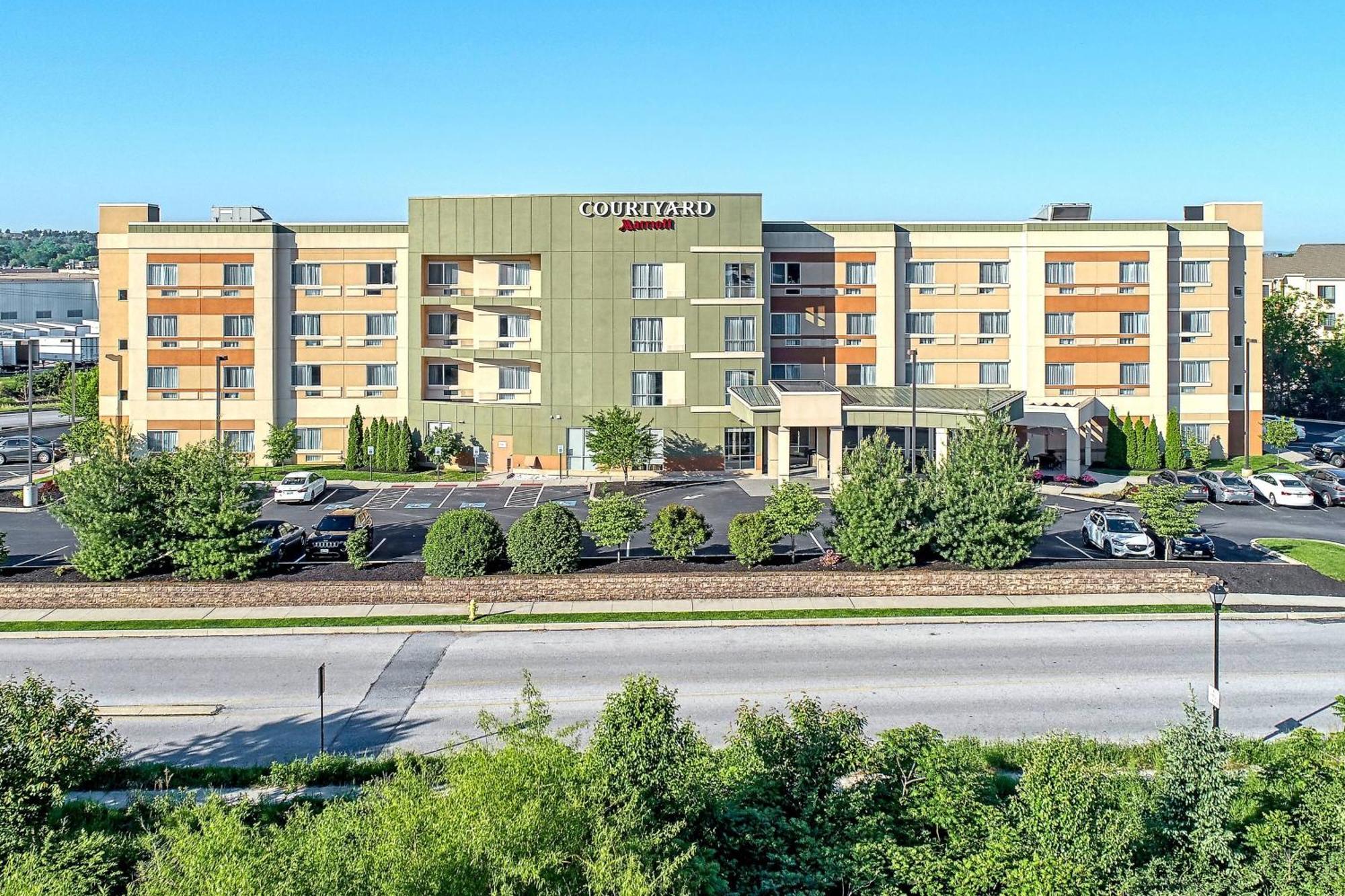 Courtyard By Marriott York Hotel Exterior foto