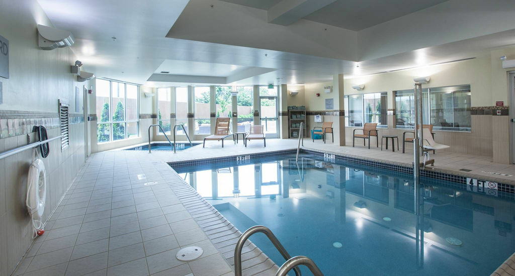 Courtyard By Marriott York Hotel Exterior foto
